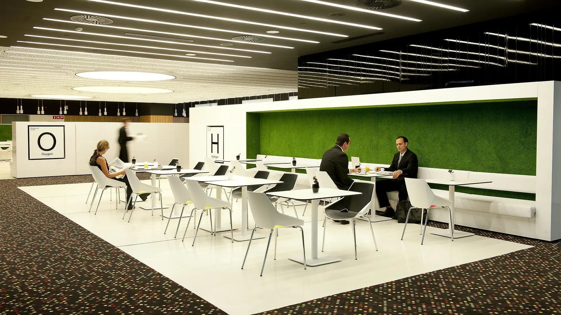 Hotel Barceló Sants Barcelona 4*,